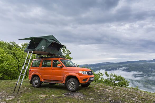 Багажник на крышу УАЗ Патриот (экспедиционный 2300х1300 мм с сеткой) 